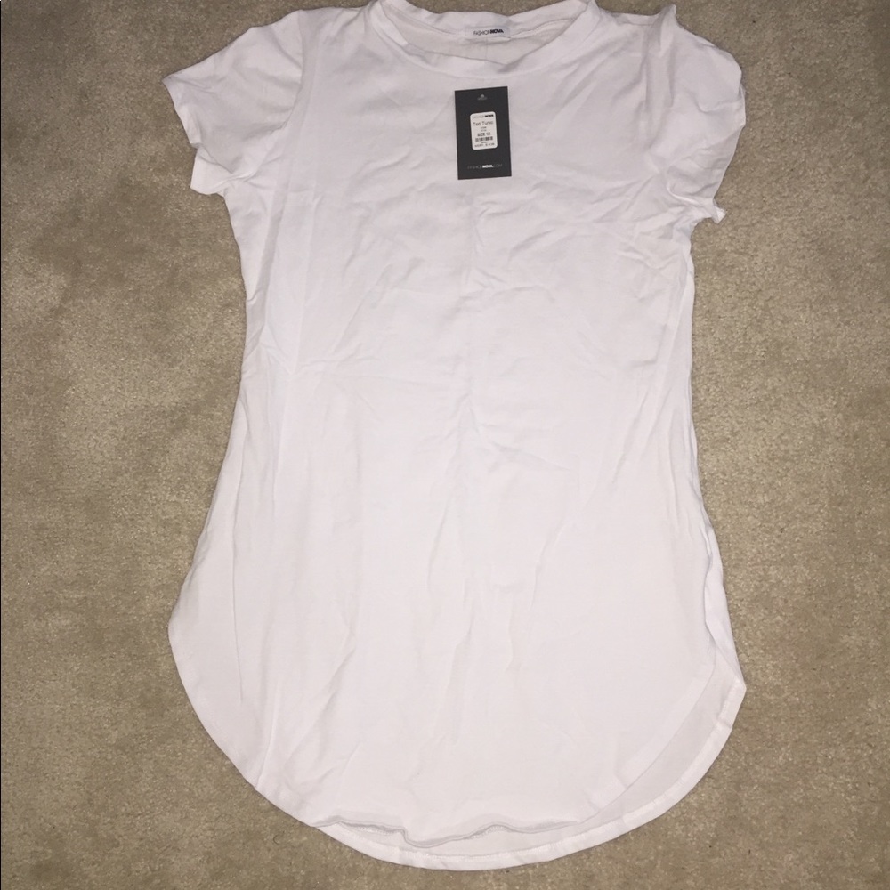 Fashion Nova white tunic